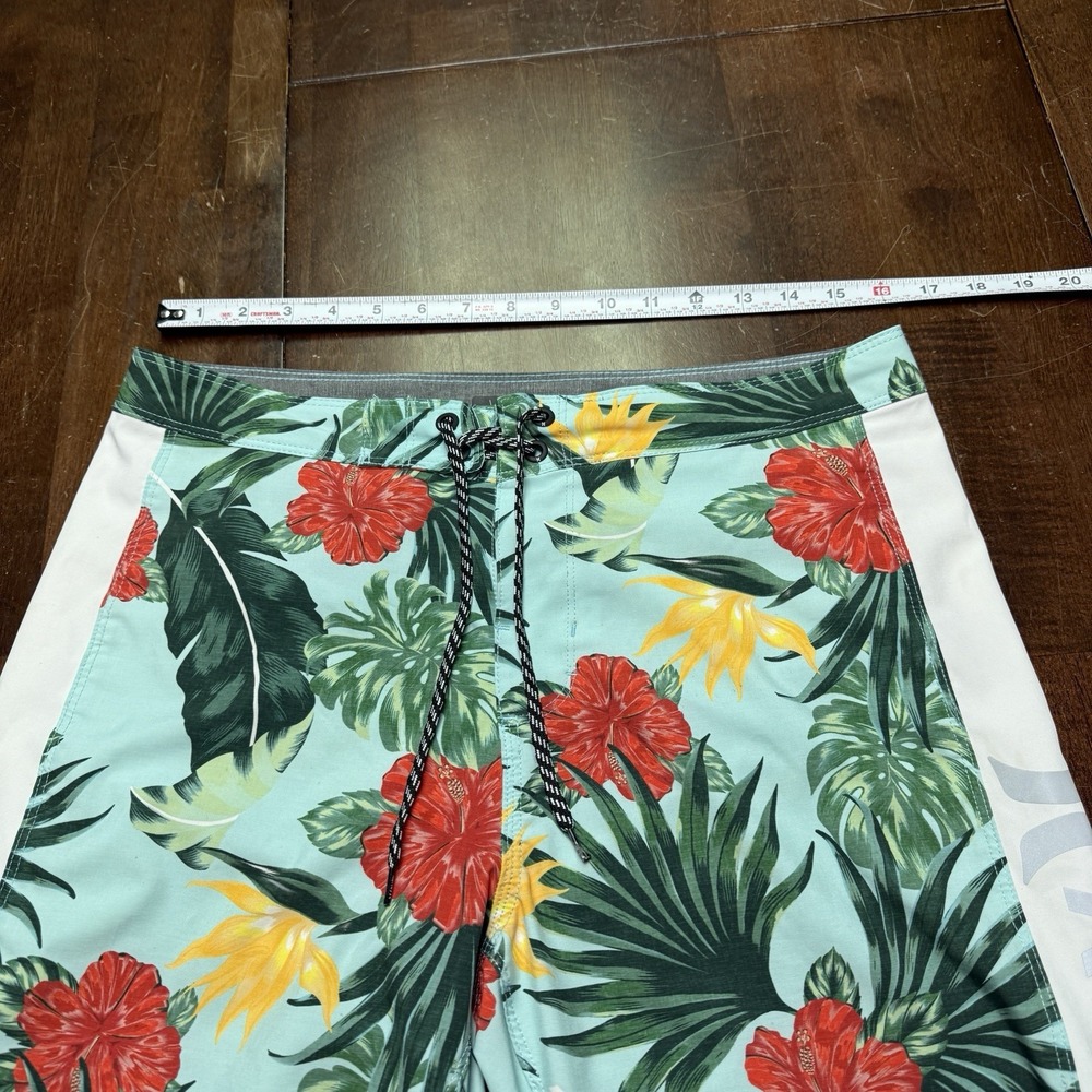 Hurley Phantom Shorts Mens 32 Phantom Beach Board Swim Trunks Tropical Floral - Picture 7 of 8